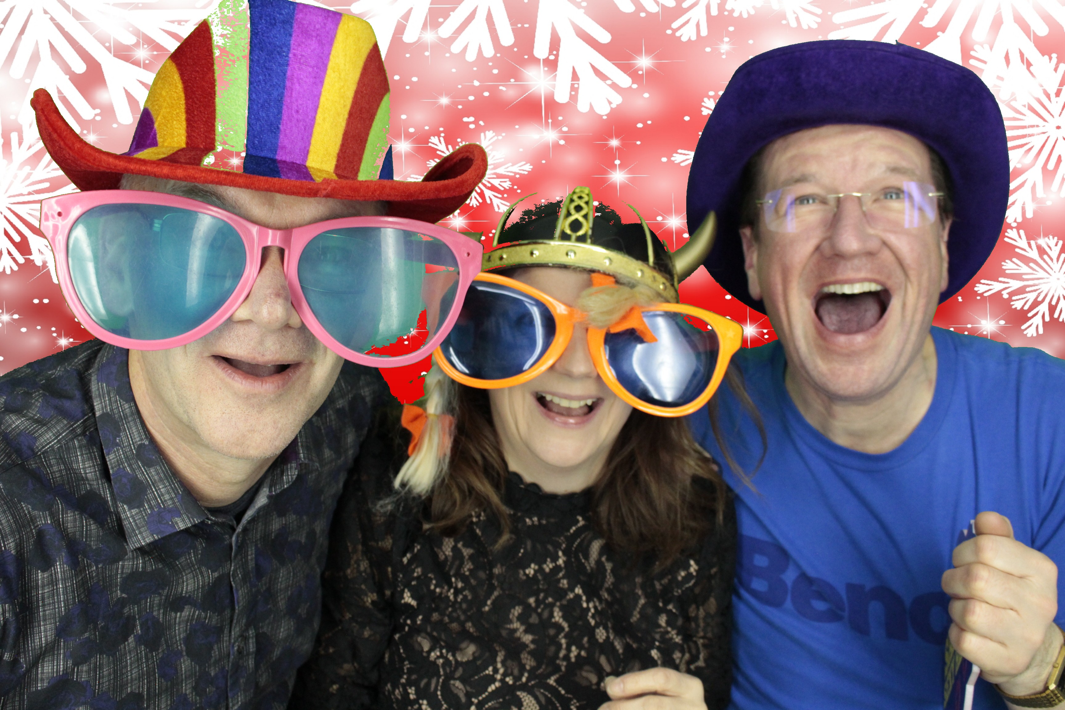Ocean Network Express Christmas Party 2019 | View more photos from the event at gallery.myphotoboothexperience.co.uk/u/MyPhotoBoothExperienceLtd/Ocean-Network-Express-Christmas-Party-2019